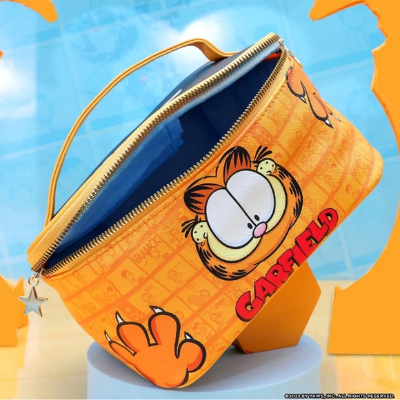 Glamlite X Garfield PR Box - Picture 6 of 8